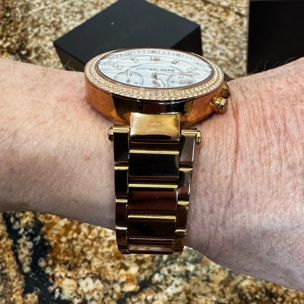 Michael Kors elegant michael